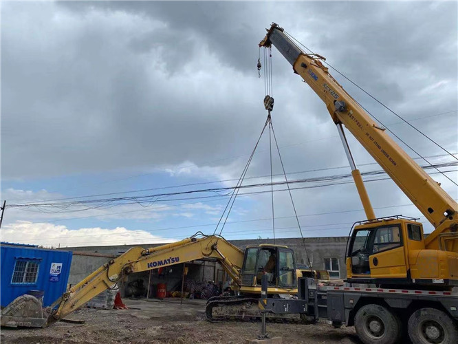 瑞安市25吨吊车的工作半径是多少？